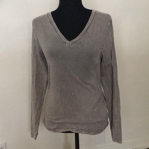 Long Sleeve V-neck T-shirt